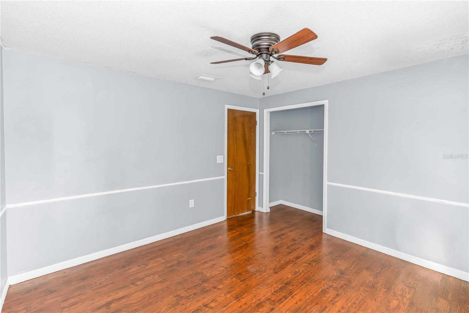 Image 24 of 41 For 8315 Village Green Road