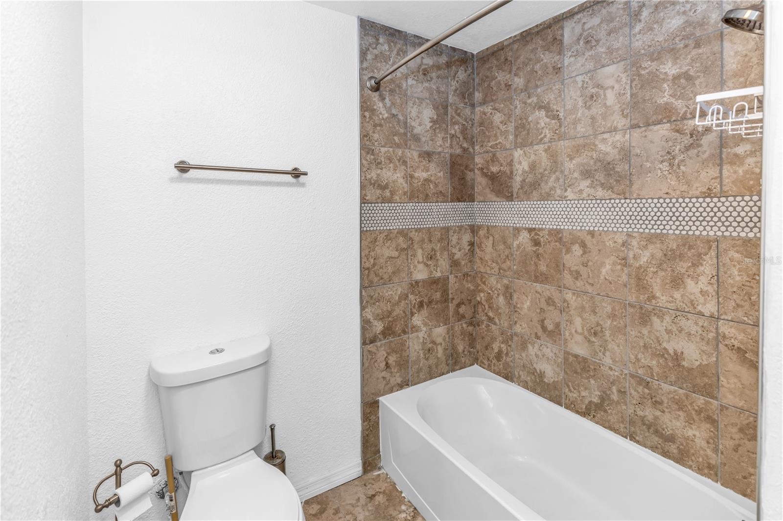 Image 34 of 41 For 8315 Village Green Road