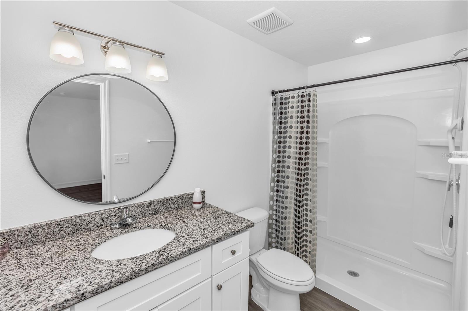 Image 10 of 25 For 340 Elm Drive