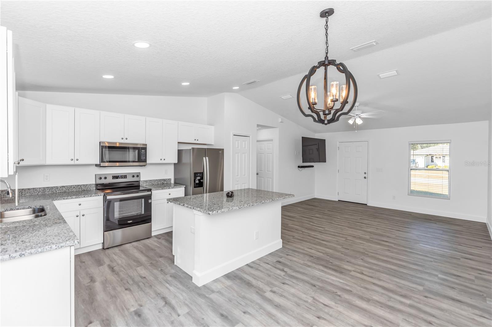 Image 3 of 25 For 340 Elm Drive