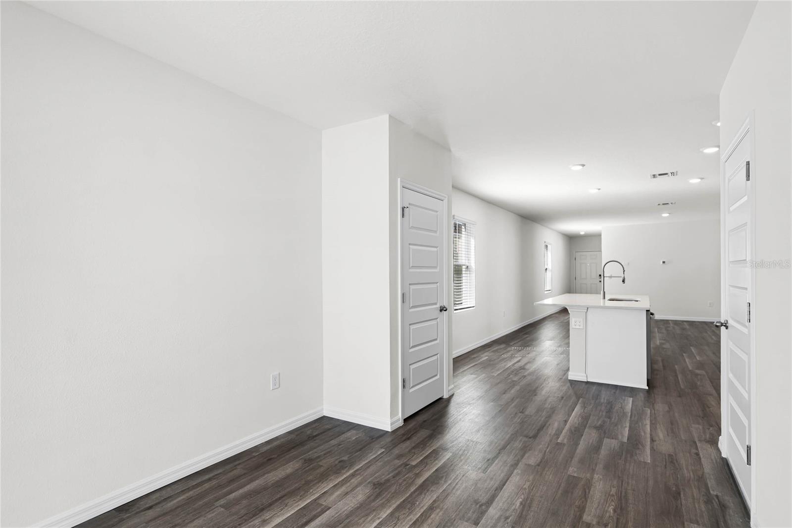 Image 10 of 28 For 1726 Hummingbird Road