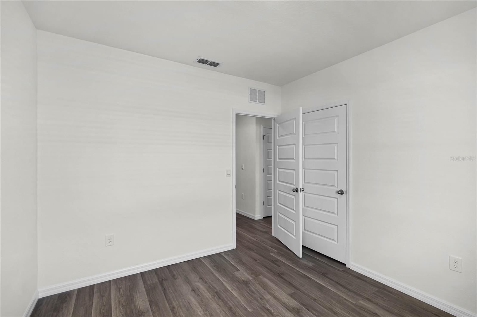 Image 24 of 28 For 1726 Hummingbird Road