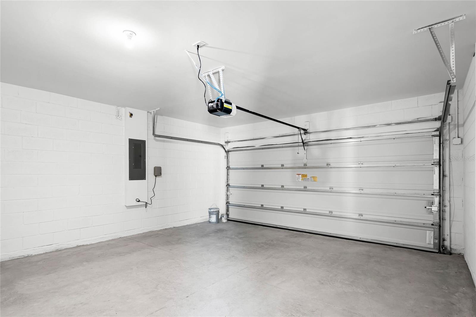 Image 28 of 28 For 1726 Hummingbird Road