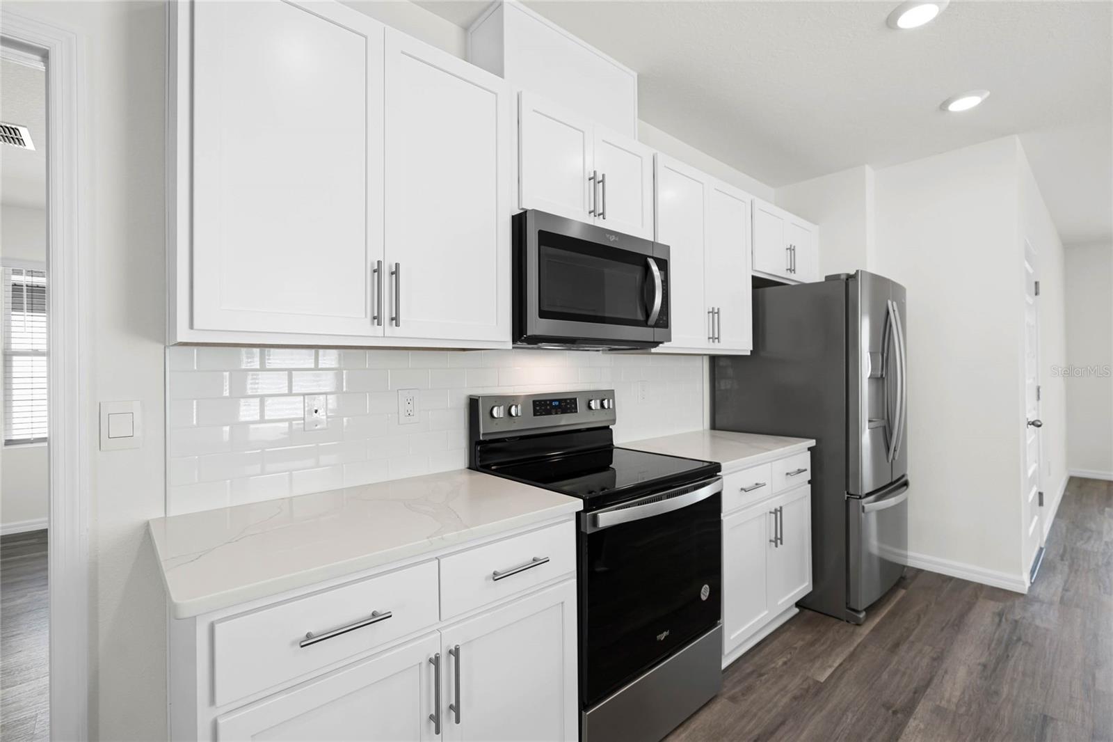 Image 7 of 28 For 1726 Hummingbird Road