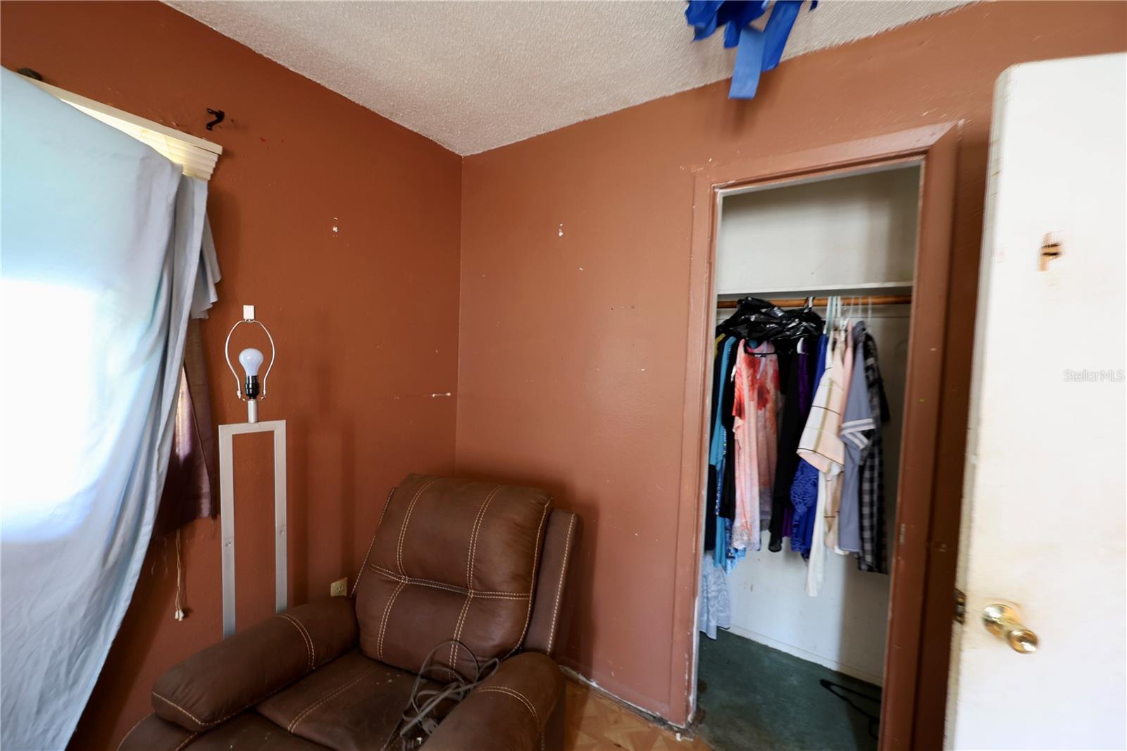 Image 12 of 17 For 2009 Summerlin Avenue