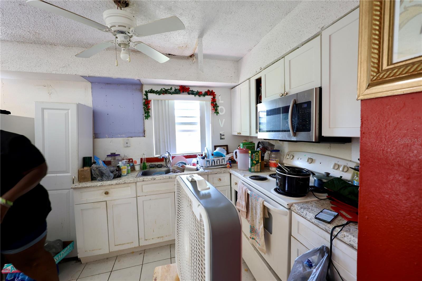 Image 4 of 17 For 2009 Summerlin Avenue