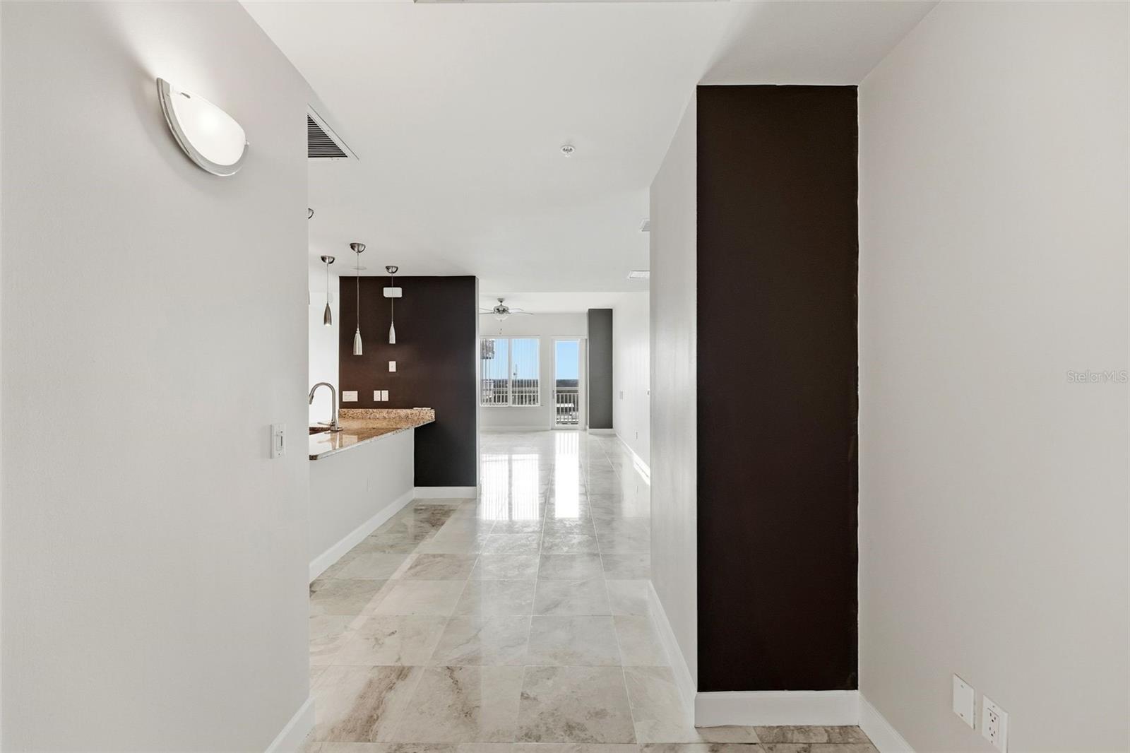 Image 13 of 41 For 100 Eola Drive 1712