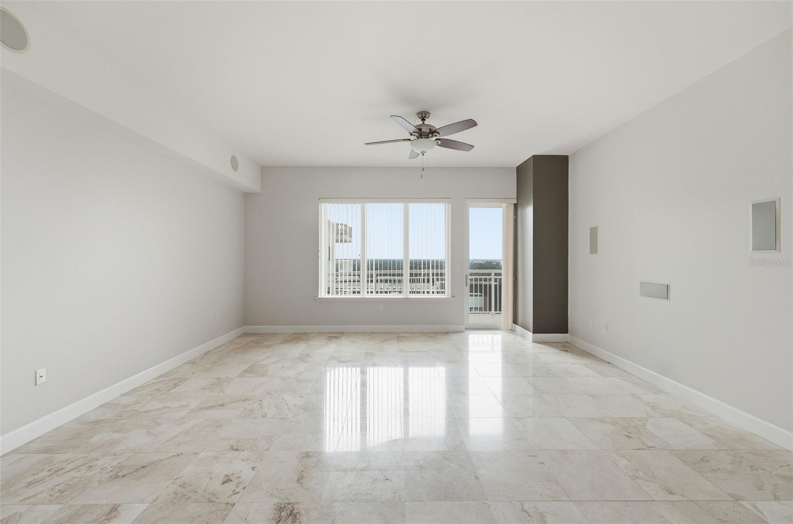 Image 19 of 41 For 100 Eola Drive 1712