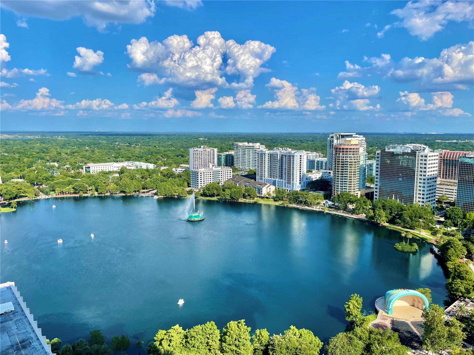 Image 38 of 41 For 100 Eola Drive 1712