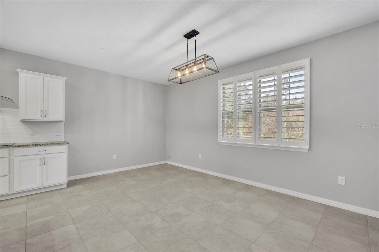 Image 11 of 29 For 529 Piazza Point