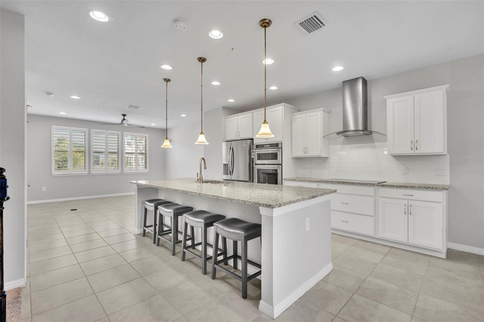 Image 6 of 29 For 529 Piazza Point