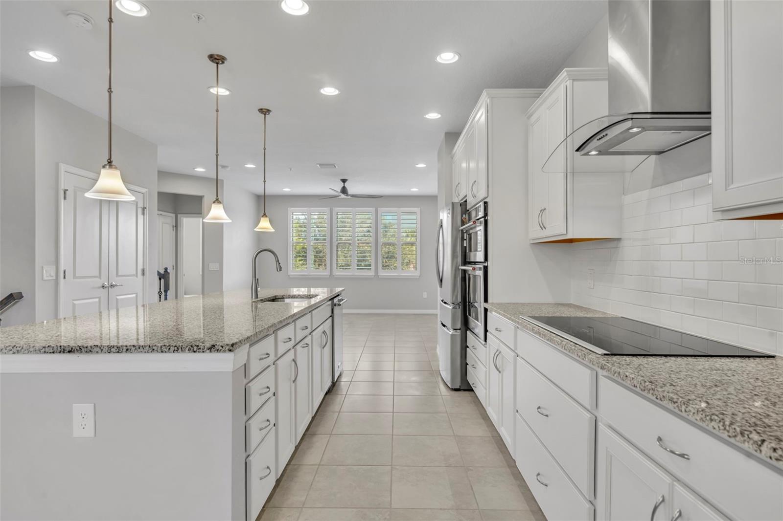 Image 7 of 29 For 529 Piazza Point