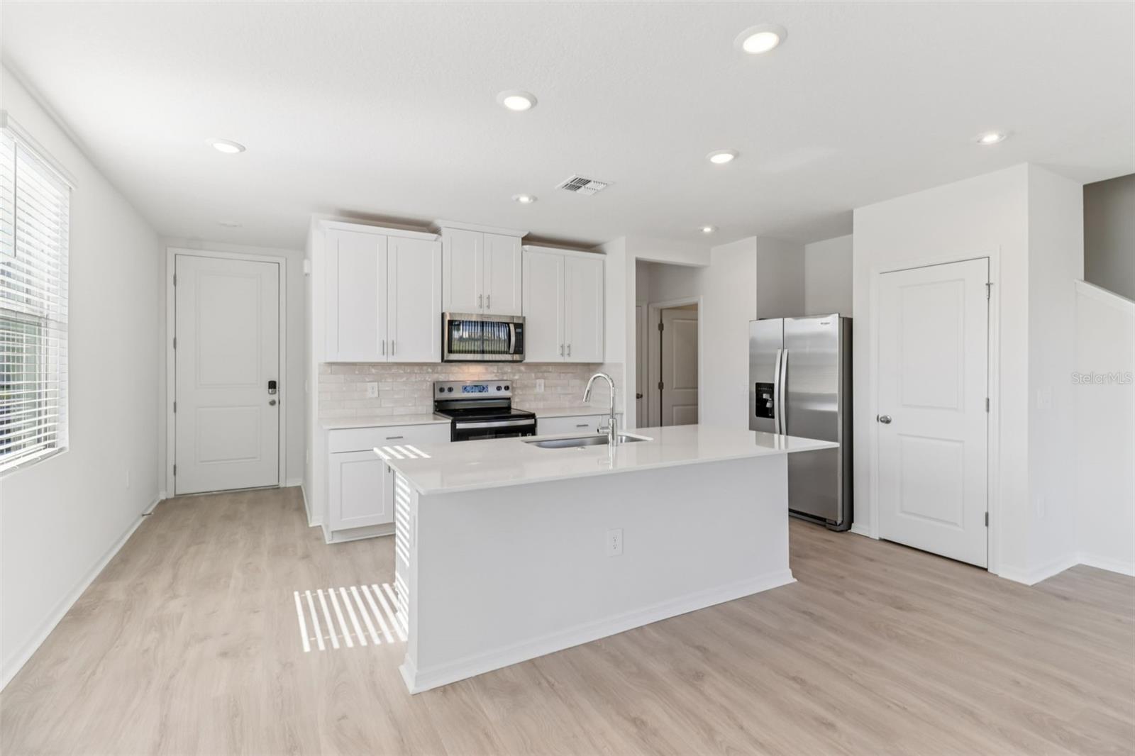 Image 11 of 32 For 721 Spartina Way