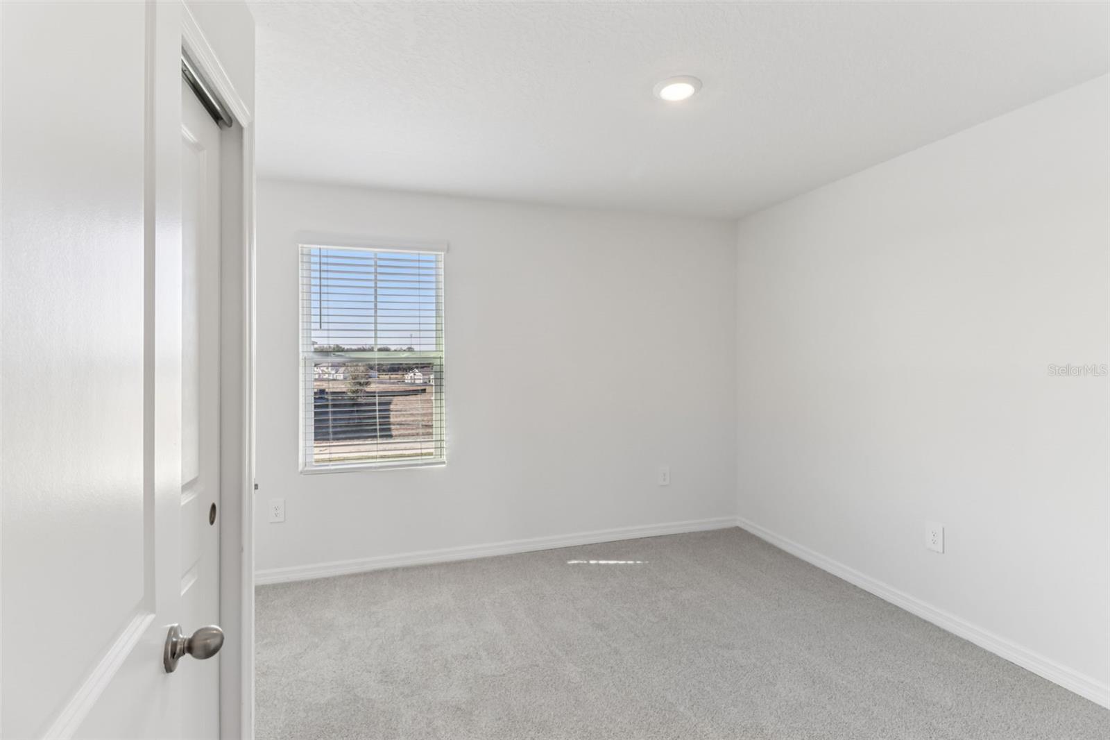 Image 16 of 32 For 721 Spartina Way