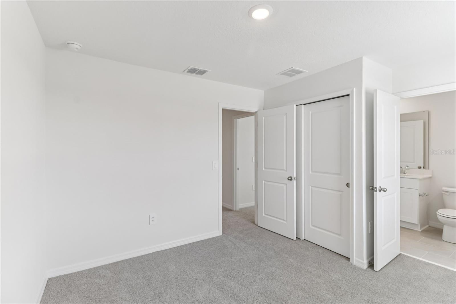 Image 17 of 32 For 721 Spartina Way