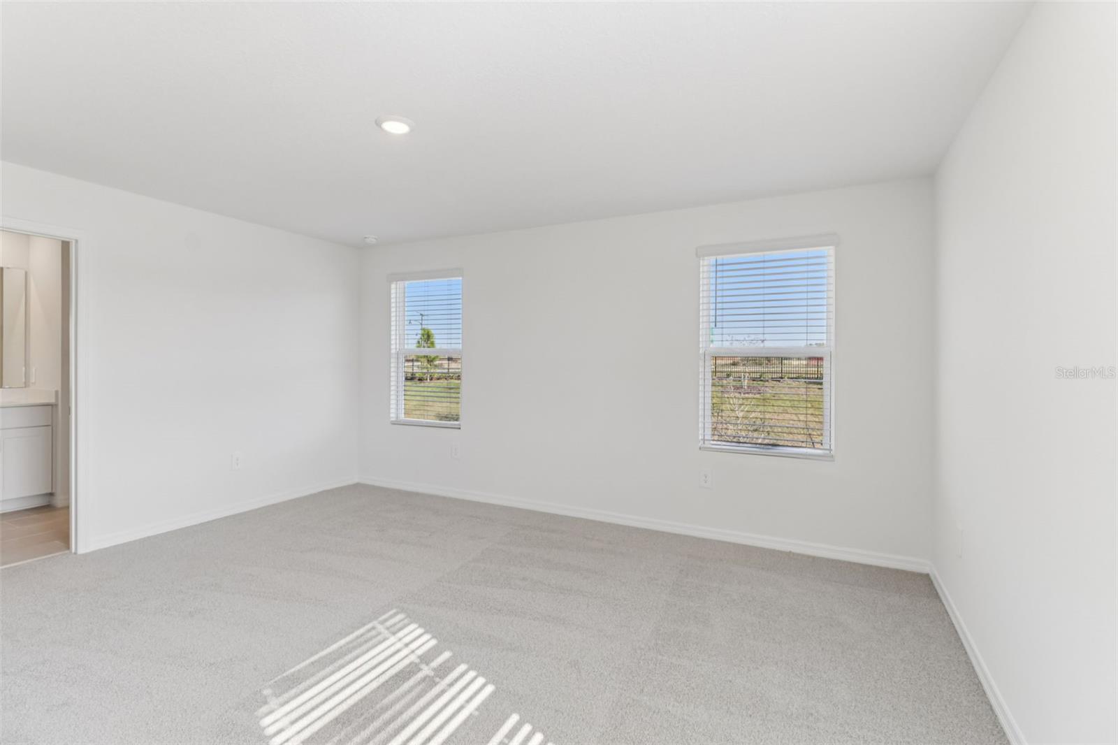 Image 25 of 32 For 721 Spartina Way