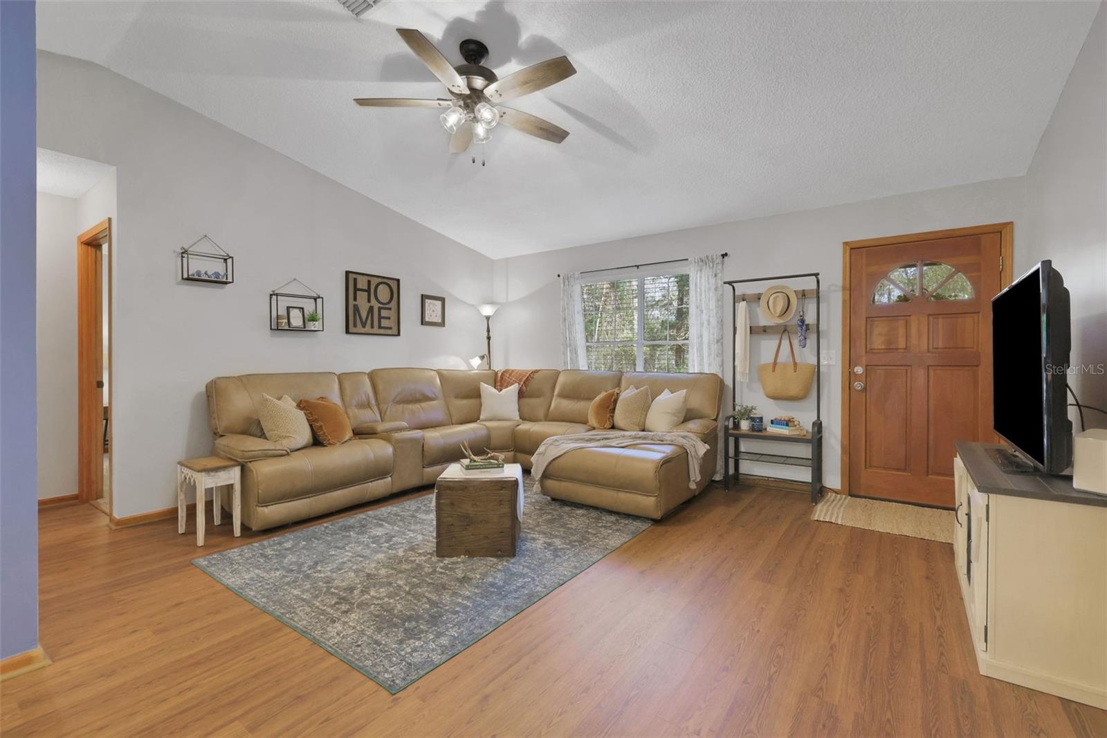 Image 3 of 33 For 2755 Indigo Circle