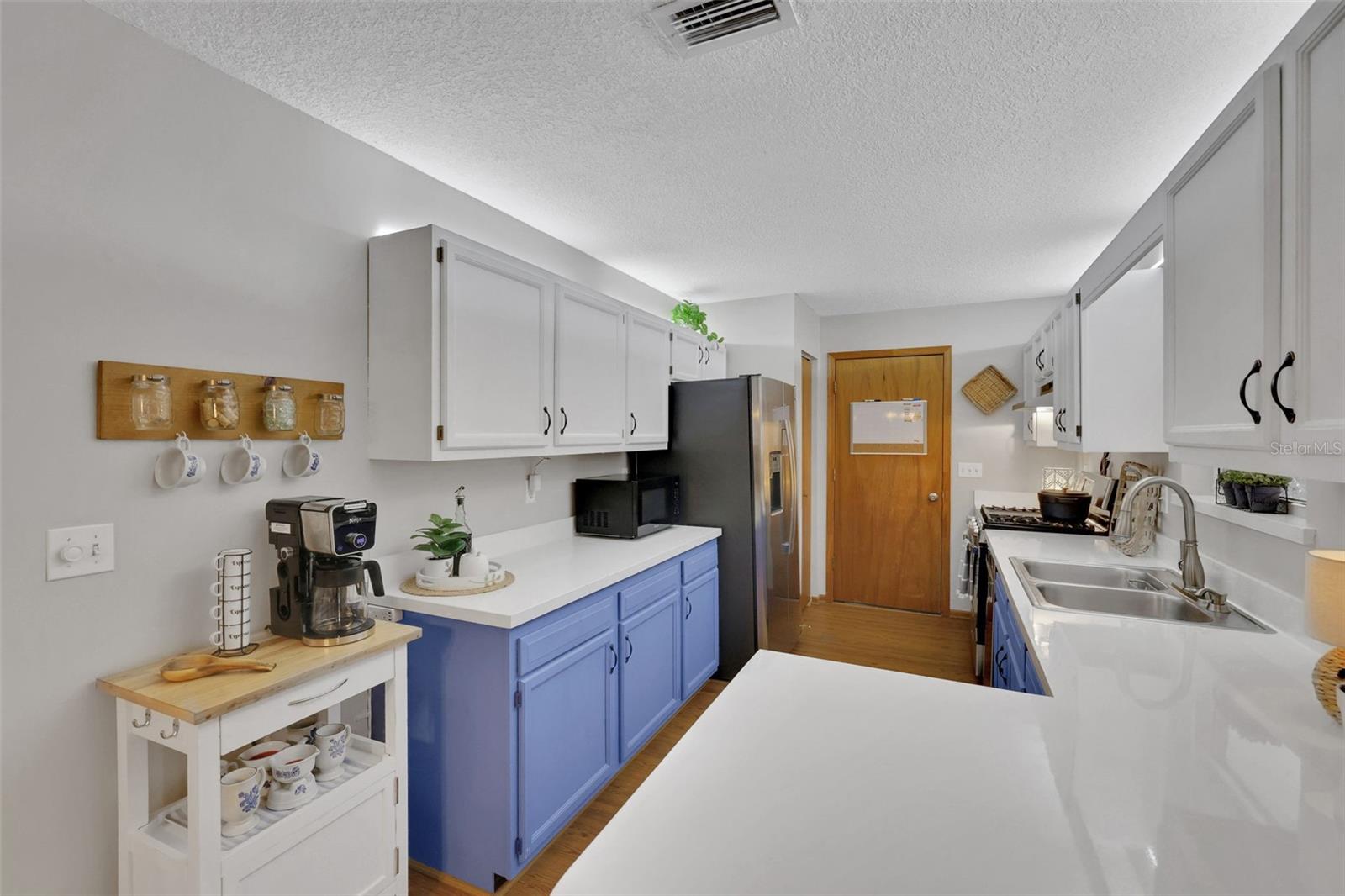 Image 9 of 33 For 2755 Indigo Circle