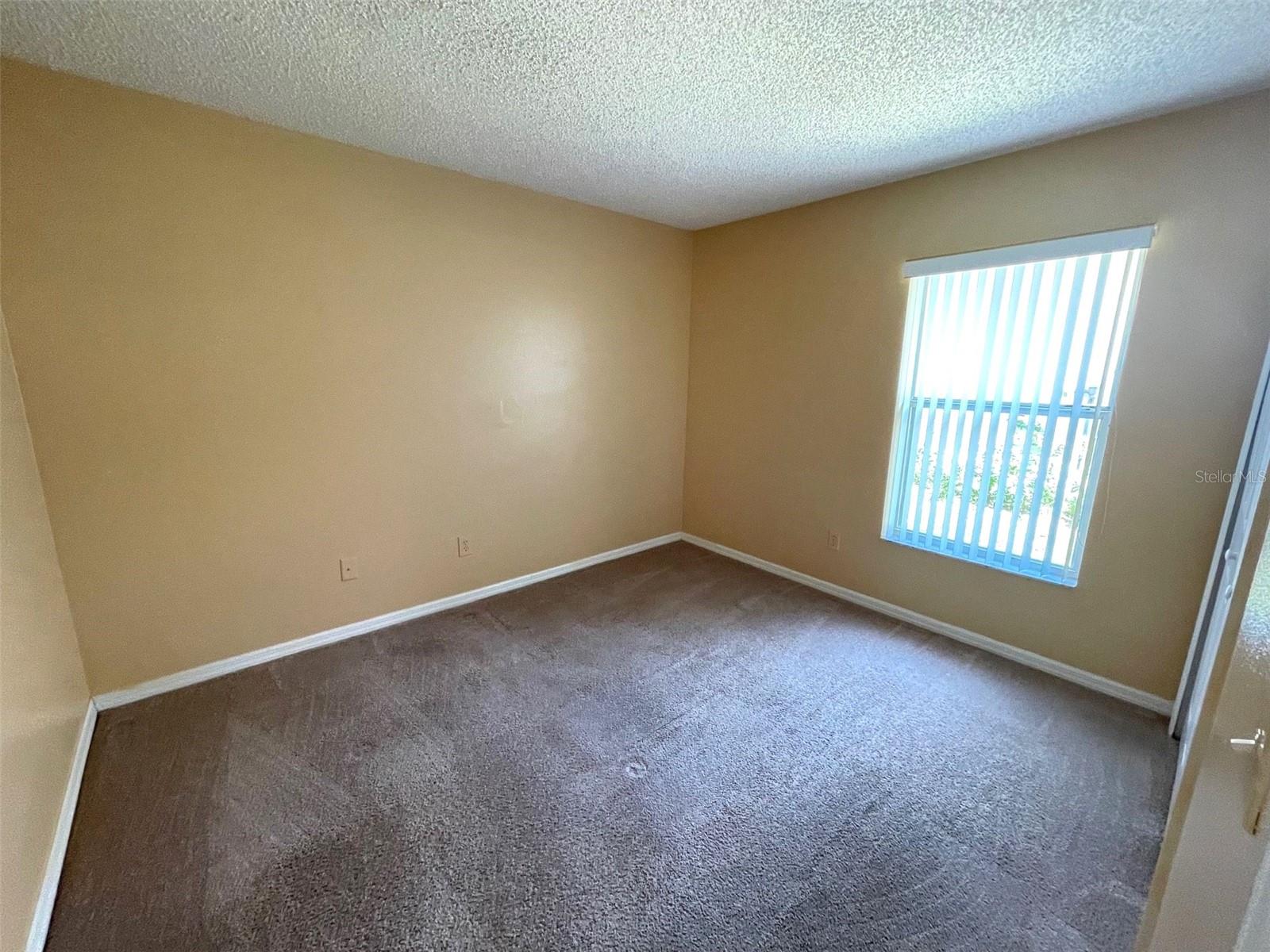 Image 14 of 24 For 407 Brayton Lane