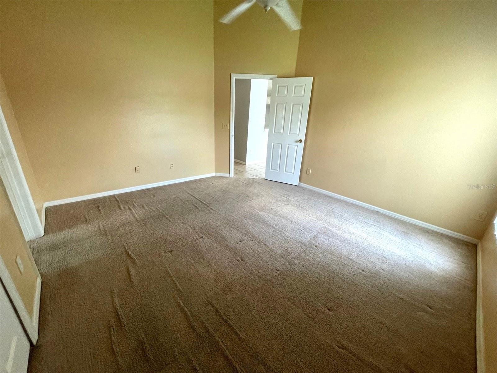 Image 18 of 24 For 407 Brayton Lane