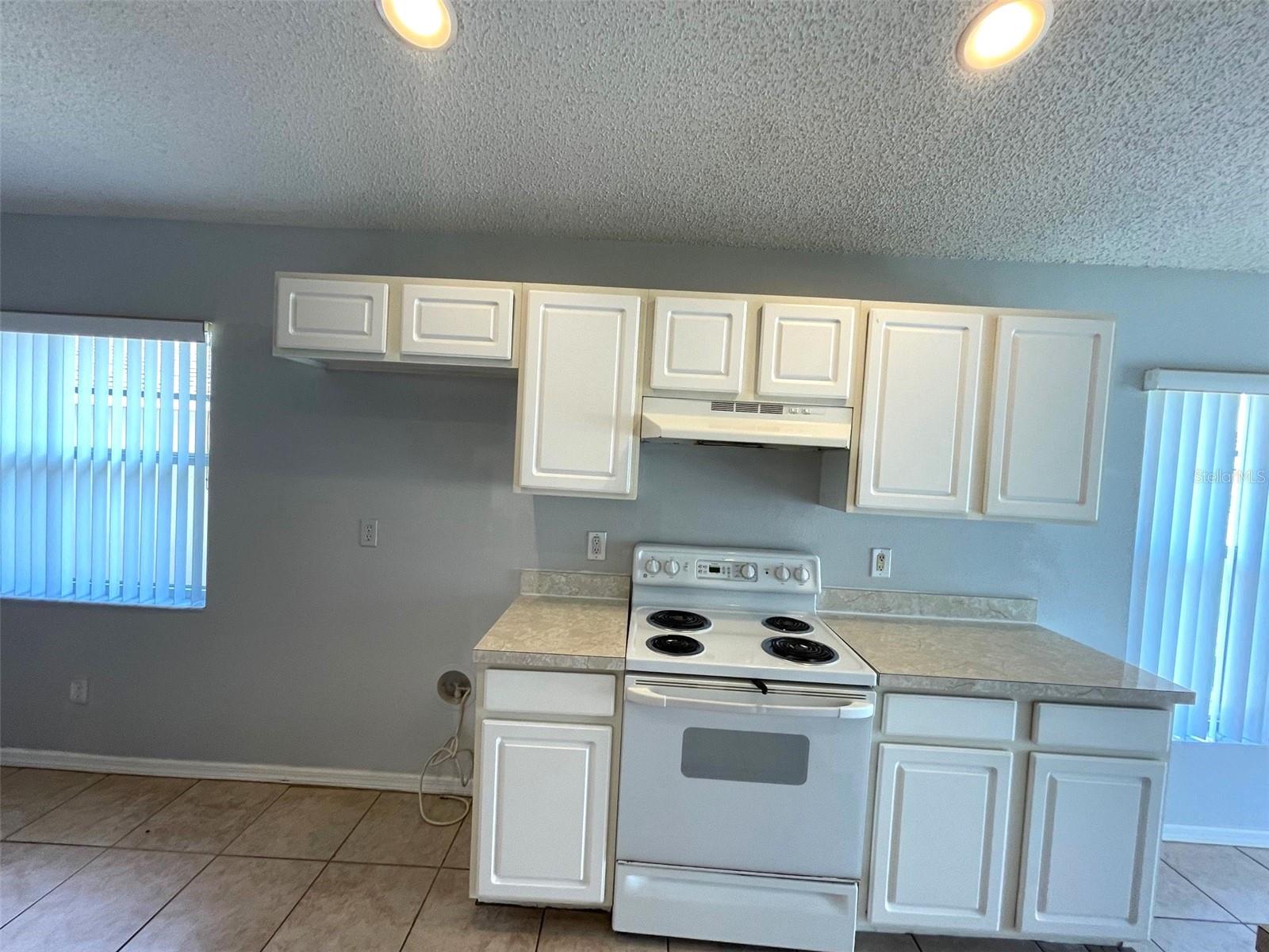 Image 6 of 24 For 407 Brayton Lane