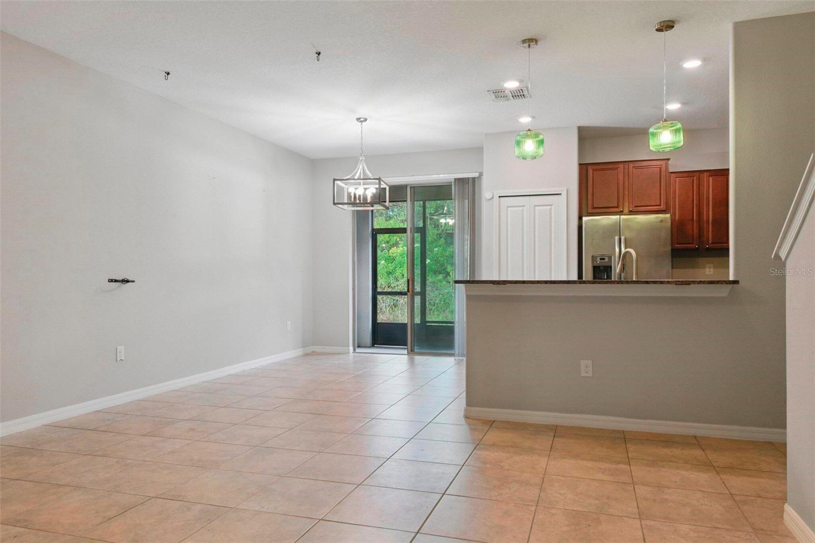 Image 11 of 25 For 9754 Pembrooke Pines Drive