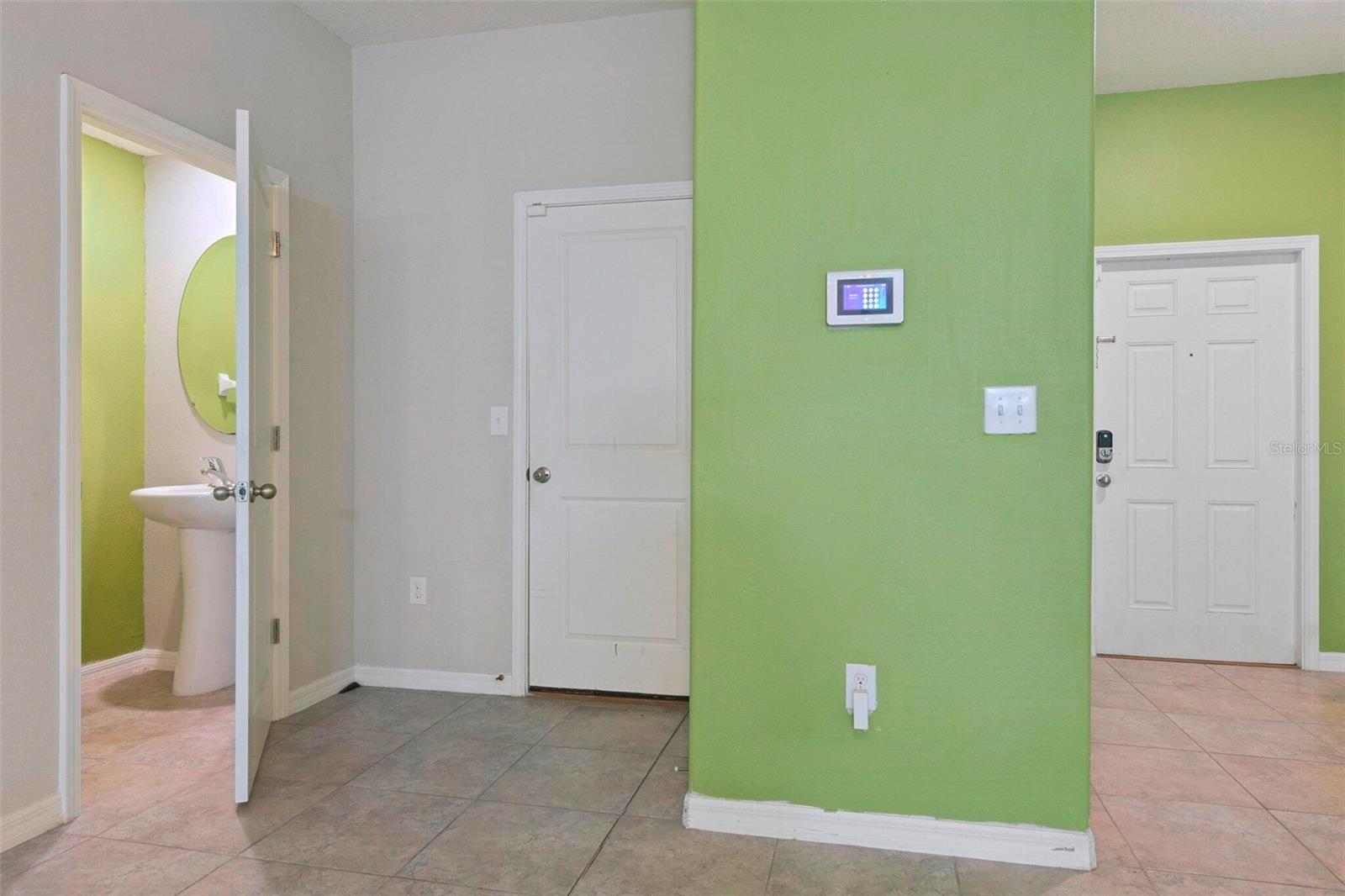 Image 9 of 25 For 9754 Pembrooke Pines Drive