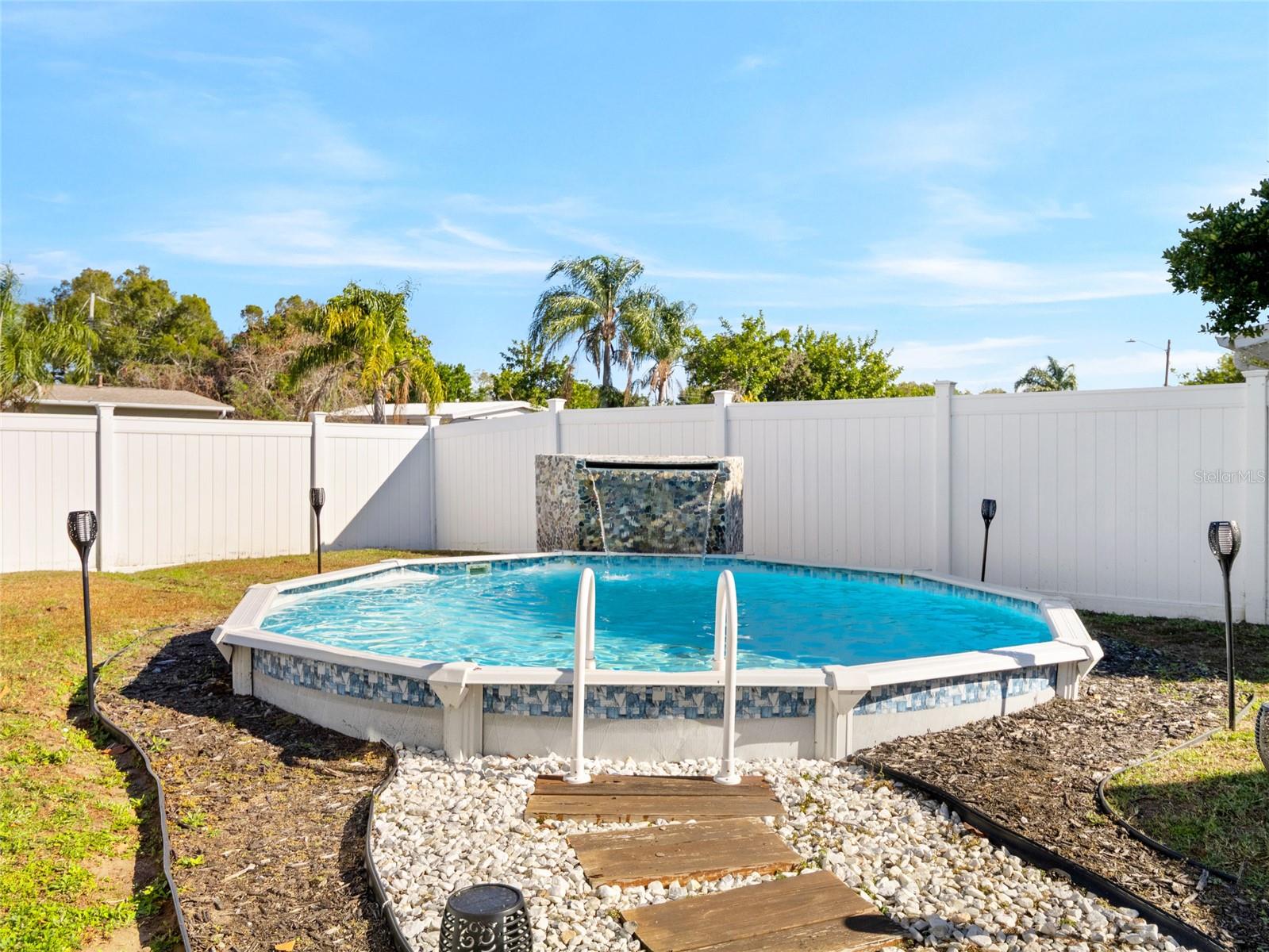 Image 21 of 36 For 1135 Crescent Drive