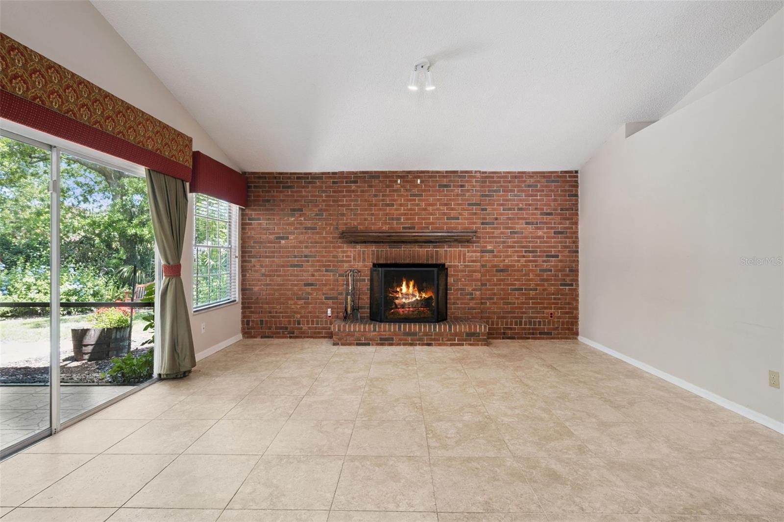 Image 12 of 66 For 2615 Gilsom Court