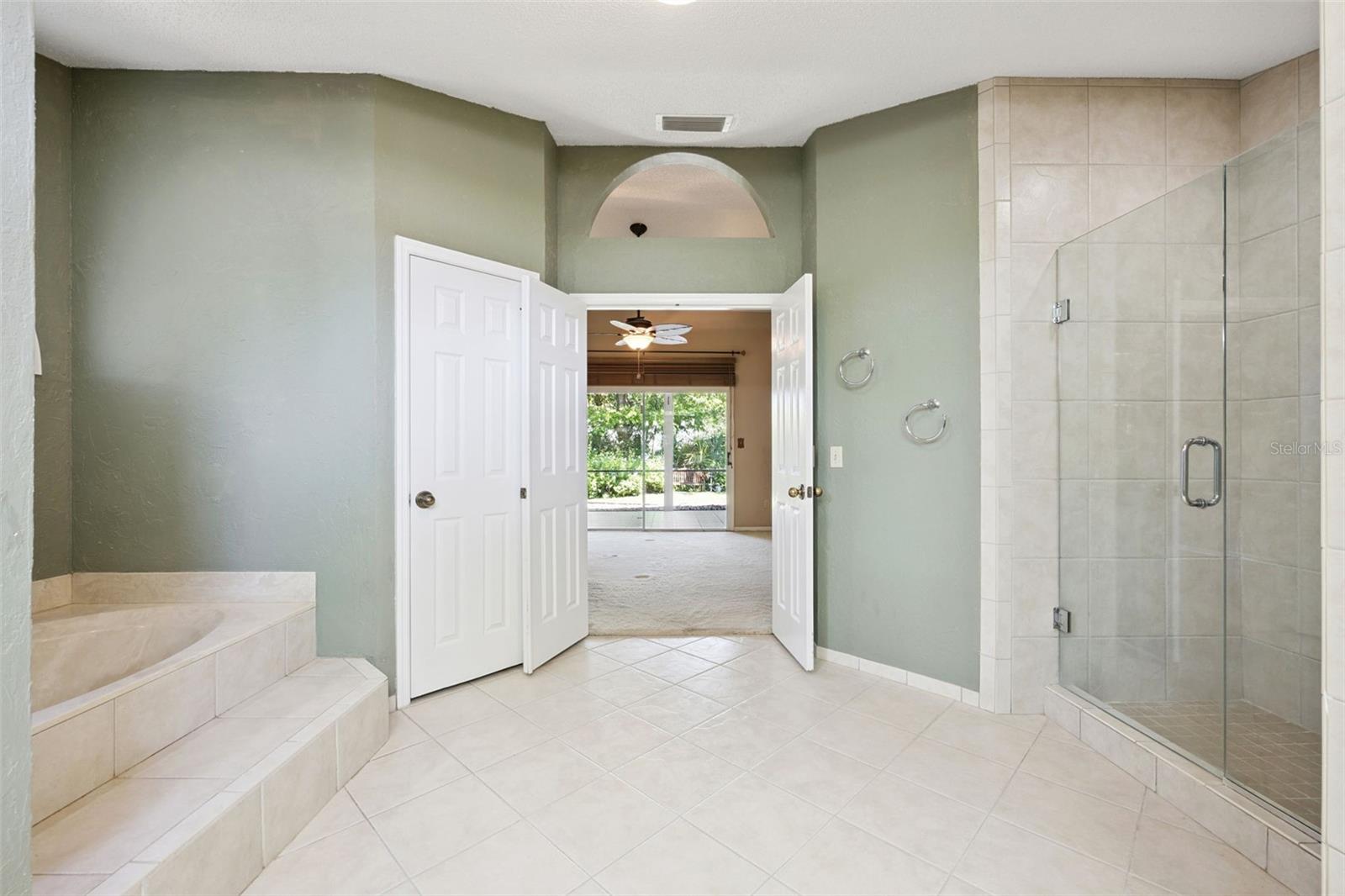 Image 22 of 66 For 2615 Gilsom Court