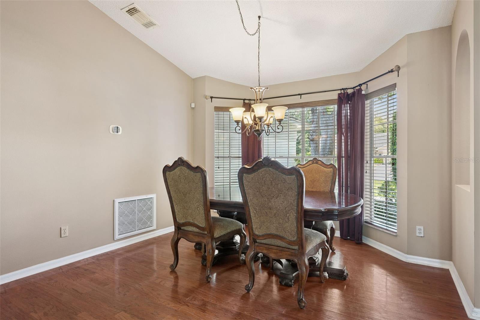 Image 6 of 66 For 2615 Gilsom Court