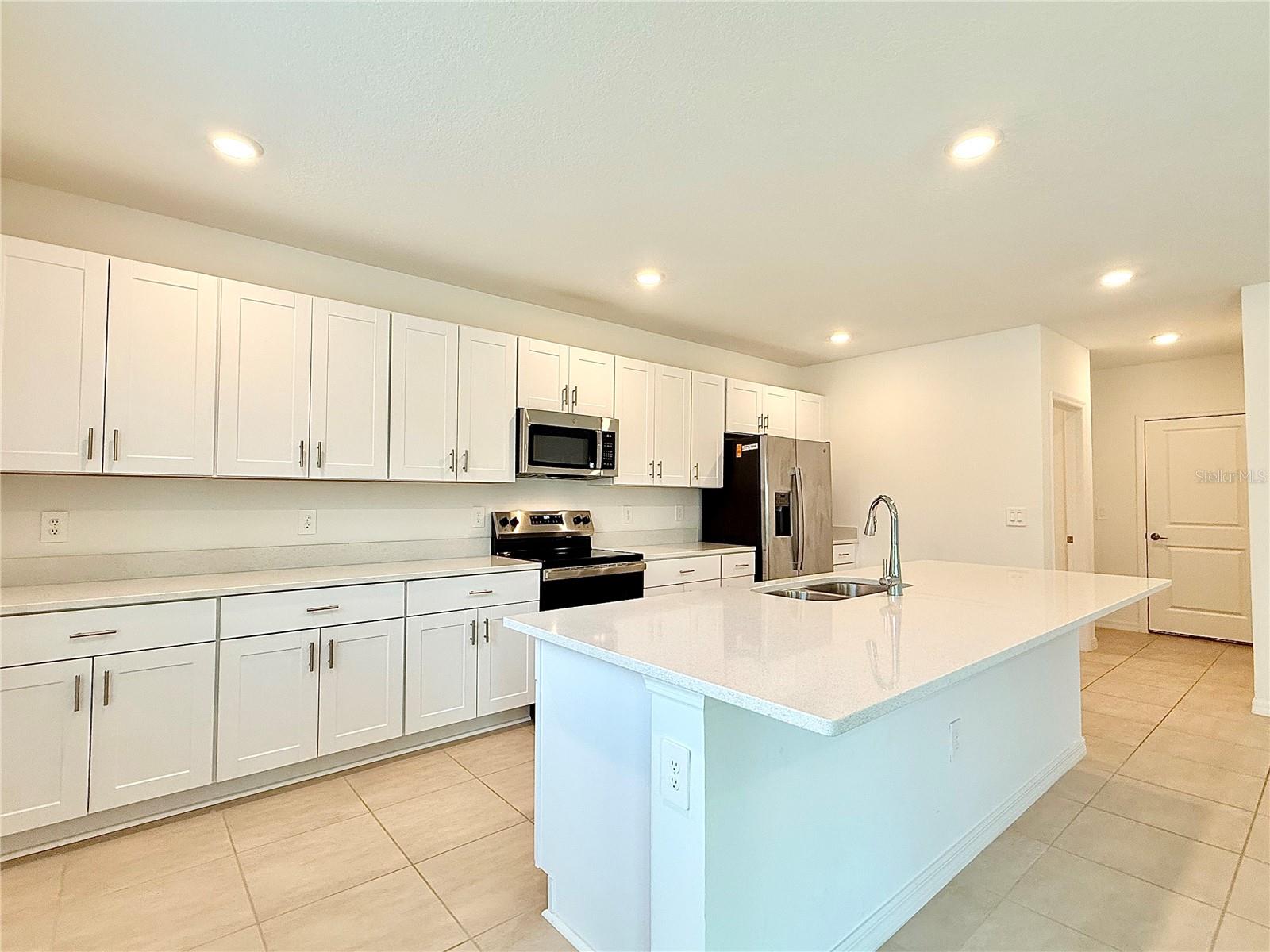 Image 10 of 41 For 646 Teviot Road