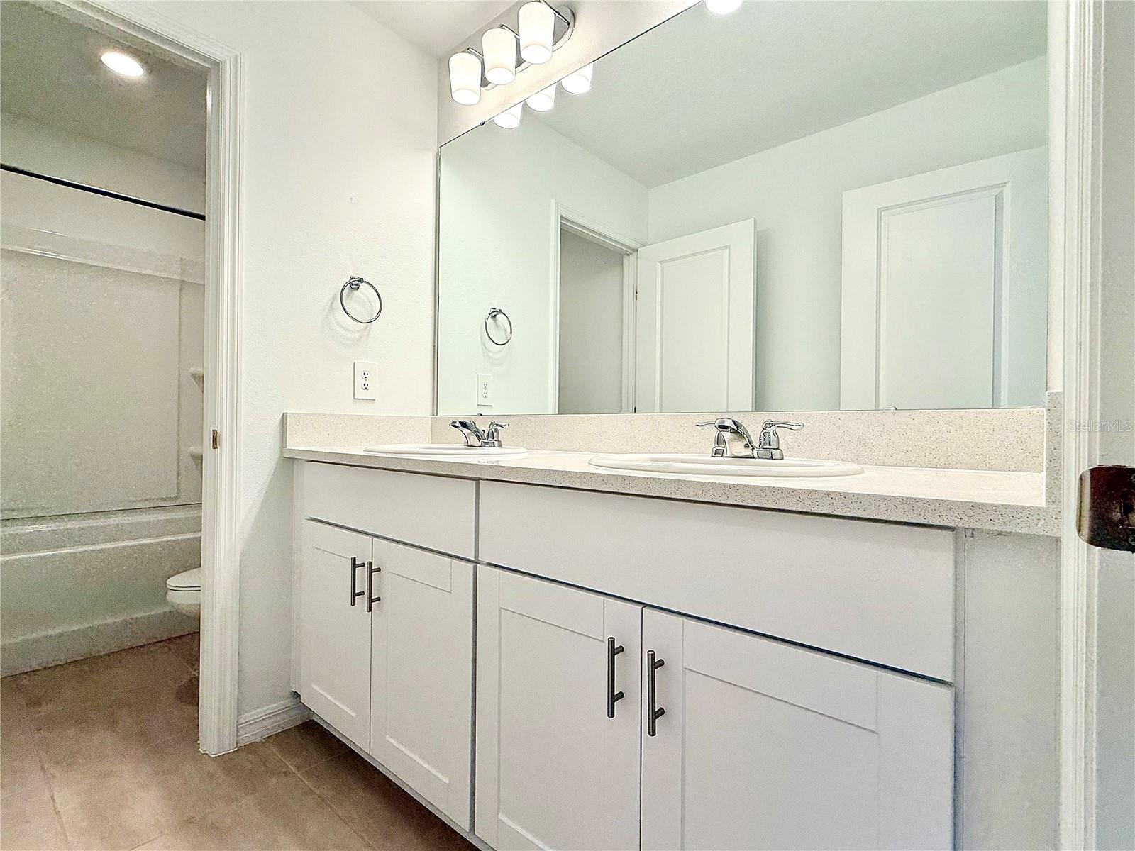 Image 20 of 41 For 646 Teviot Road