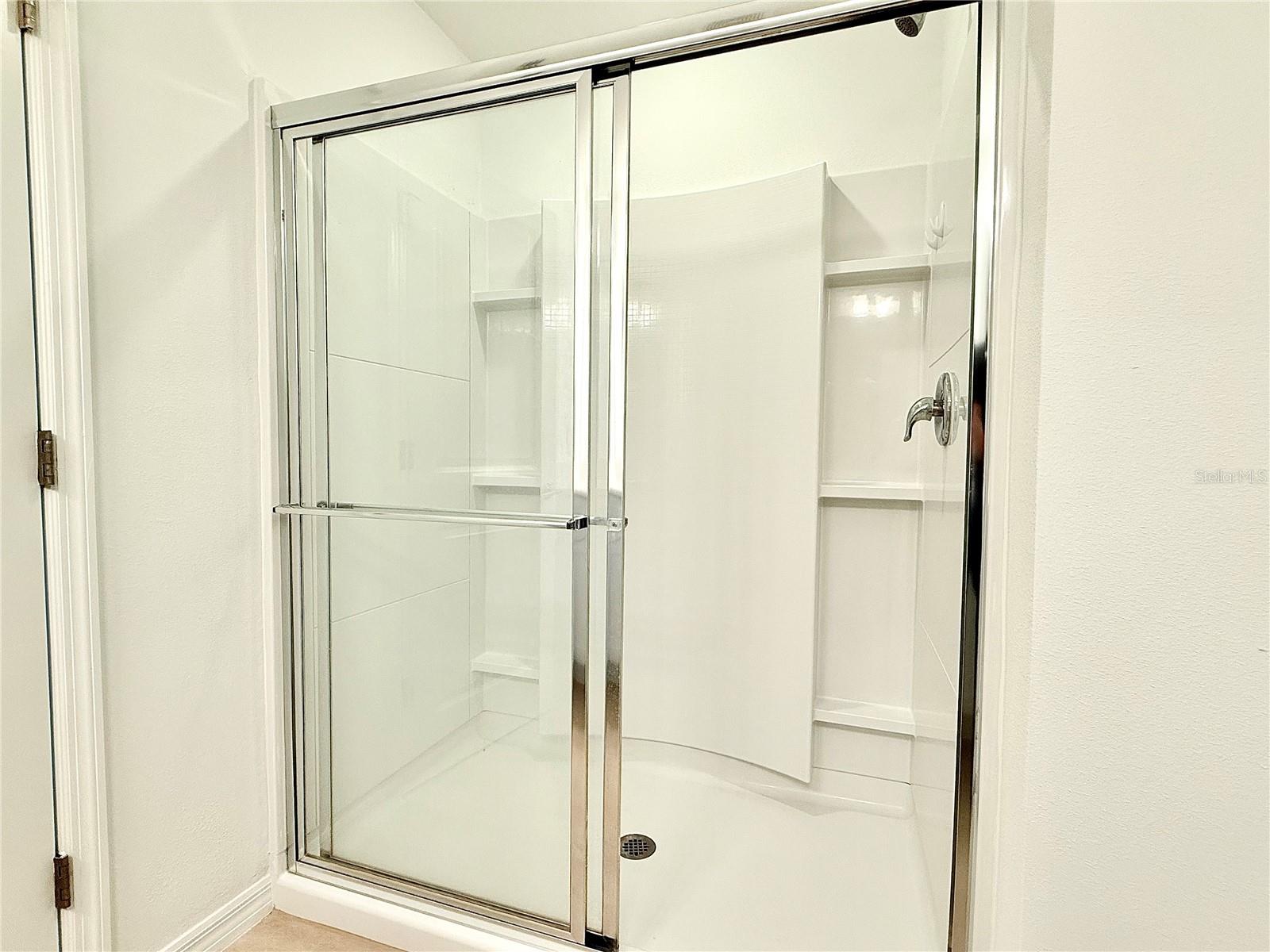 Image 31 of 41 For 646 Teviot Road