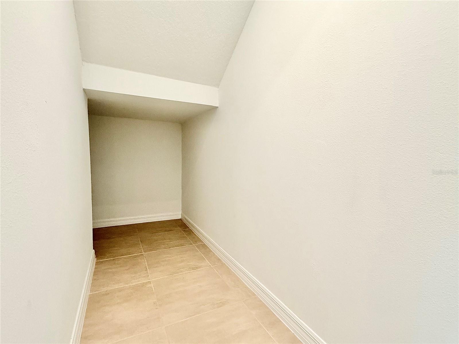 Image 5 of 41 For 646 Teviot Road