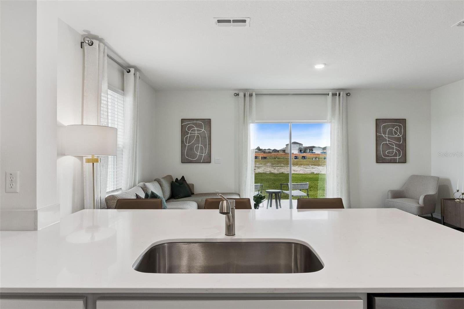 Image 10 of 30 For 1418 Ironbark Bend