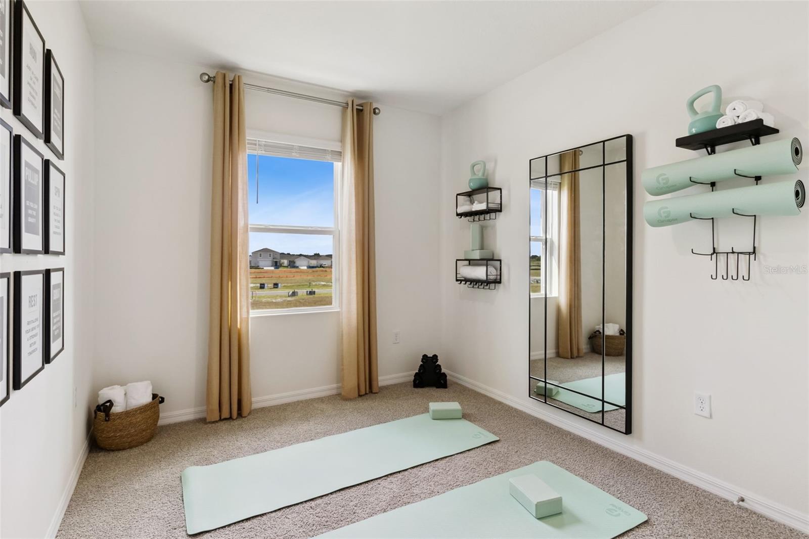 Image 18 of 30 For 1418 Ironbark Bend