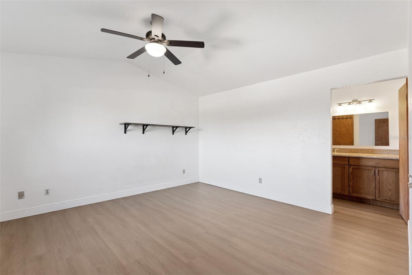 Image 11 of 17 For 435 Loblolly Lane