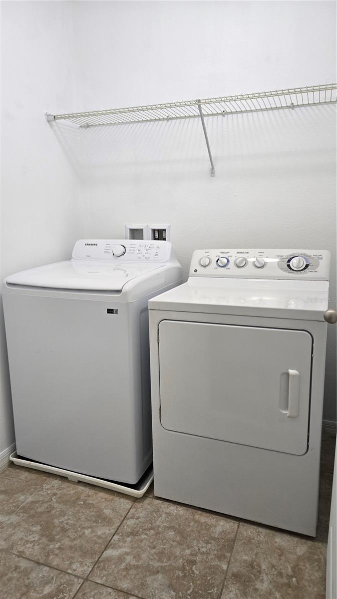 Image 14 of 31 For 6520 Windsor Lake Circle 6520