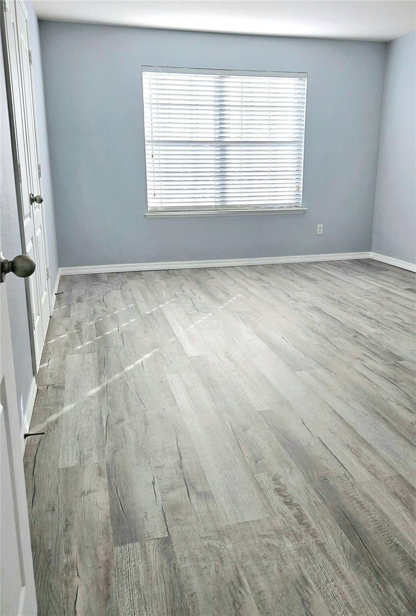 Image 15 of 31 For 6520 Windsor Lake Circle 6520