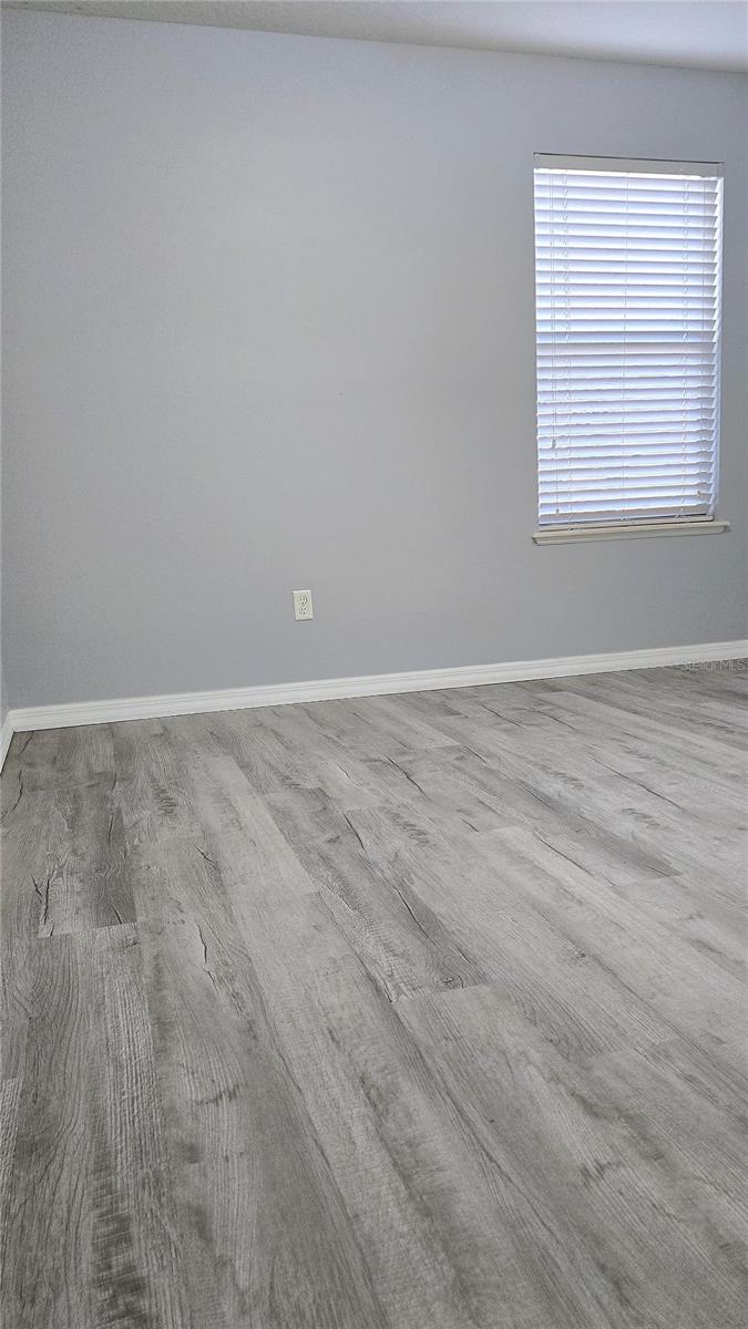 Image 22 of 31 For 6520 Windsor Lake Circle 6520