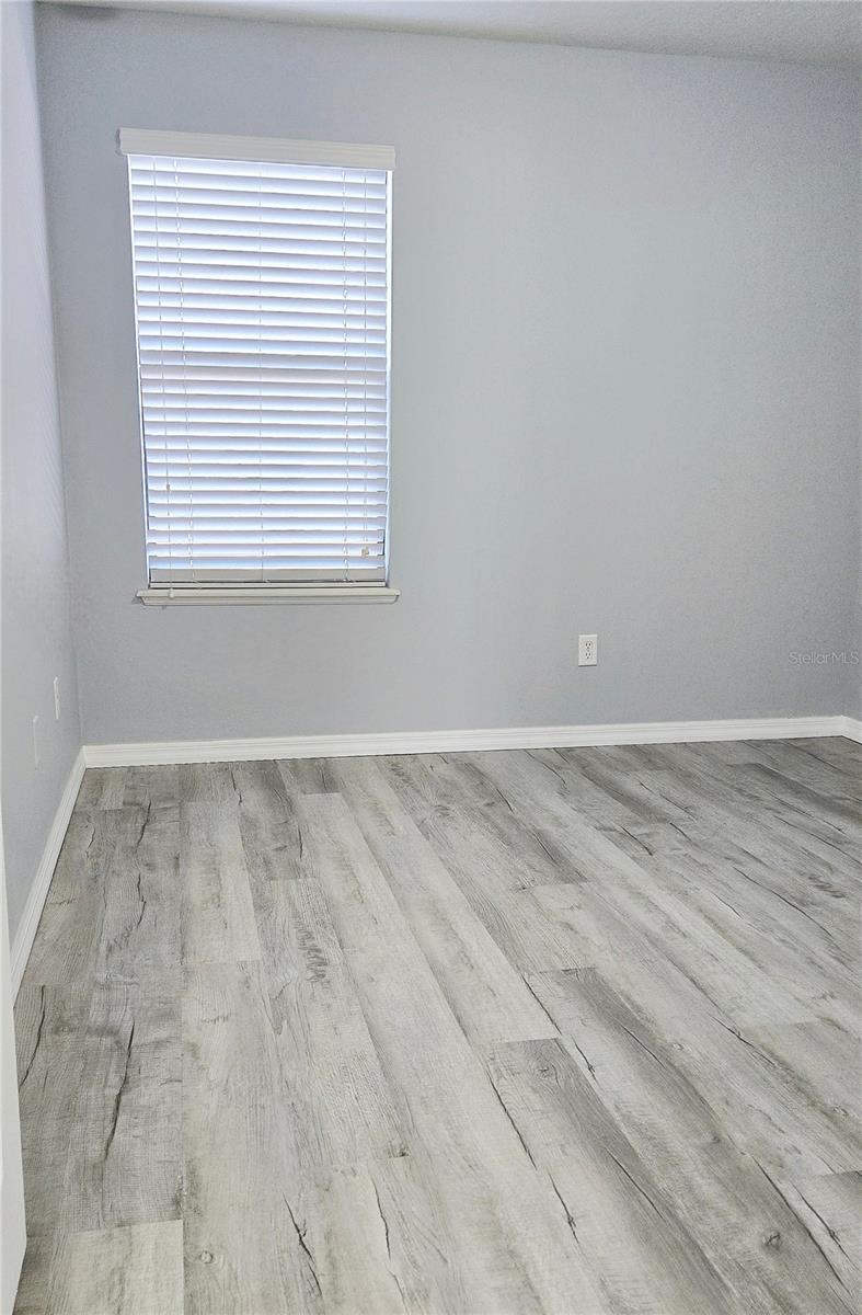 Image 23 of 31 For 6520 Windsor Lake Circle 6520