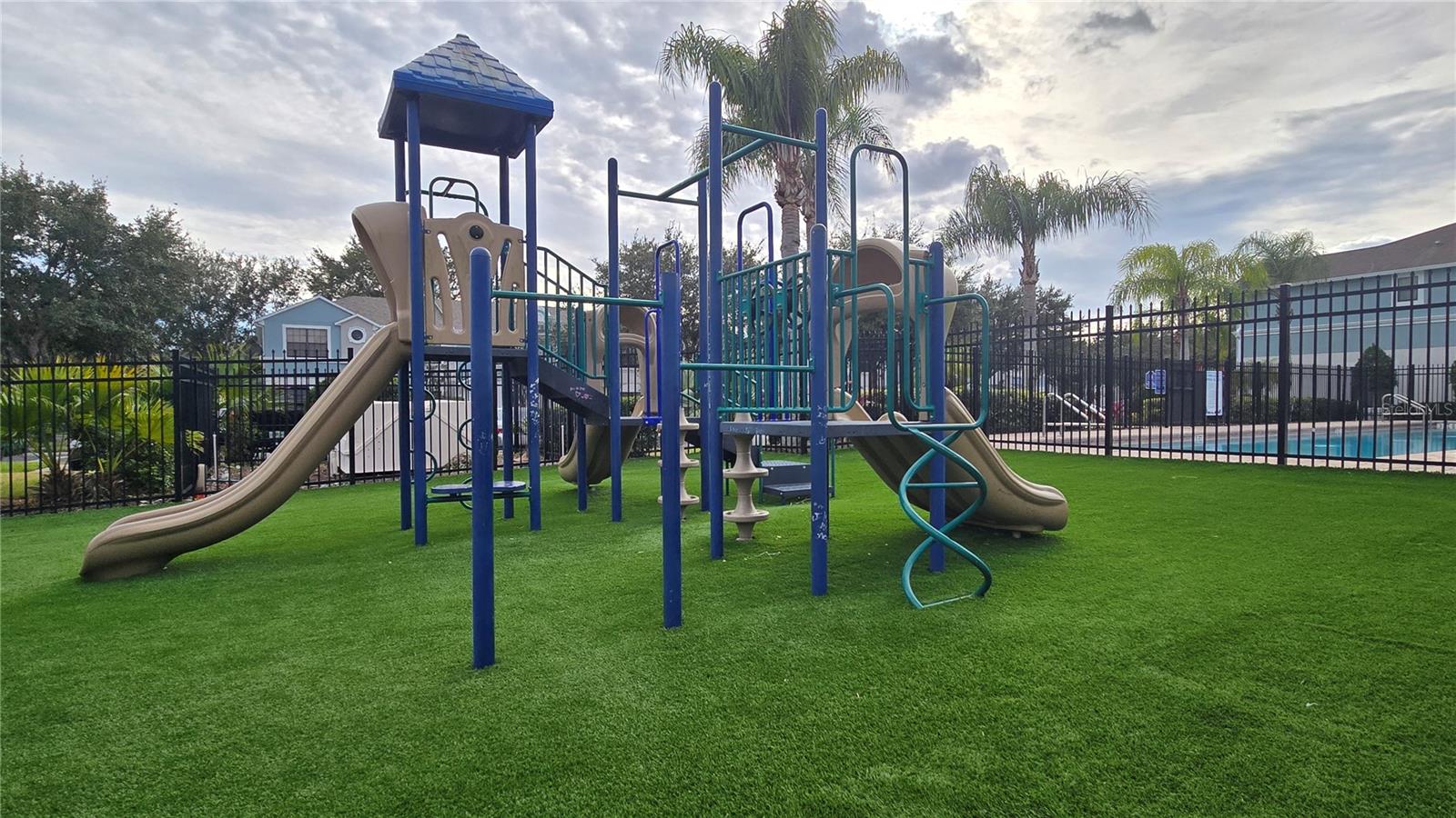 Image 29 of 31 For 6520 Windsor Lake Circle 6520