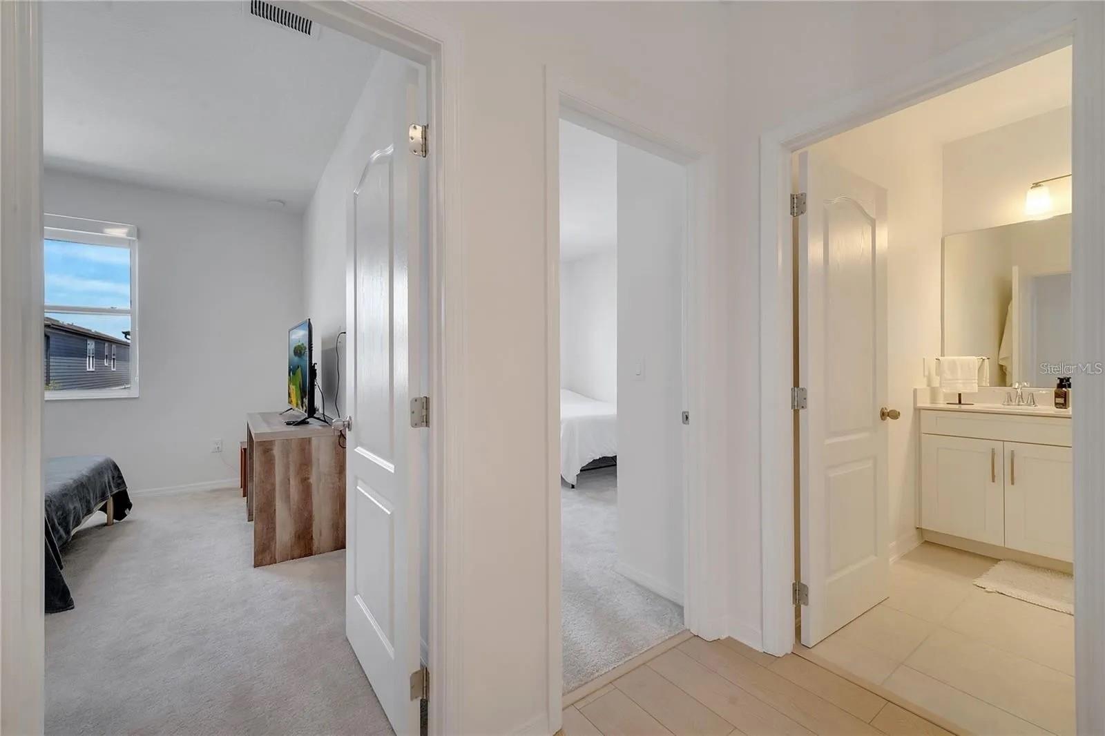 Image 23 of 44 For 13861 Lanyard Way