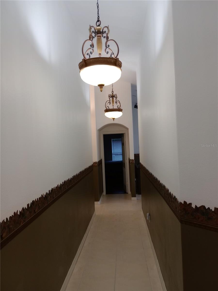 Image 12 of 17 For 10121 Doriath Circle