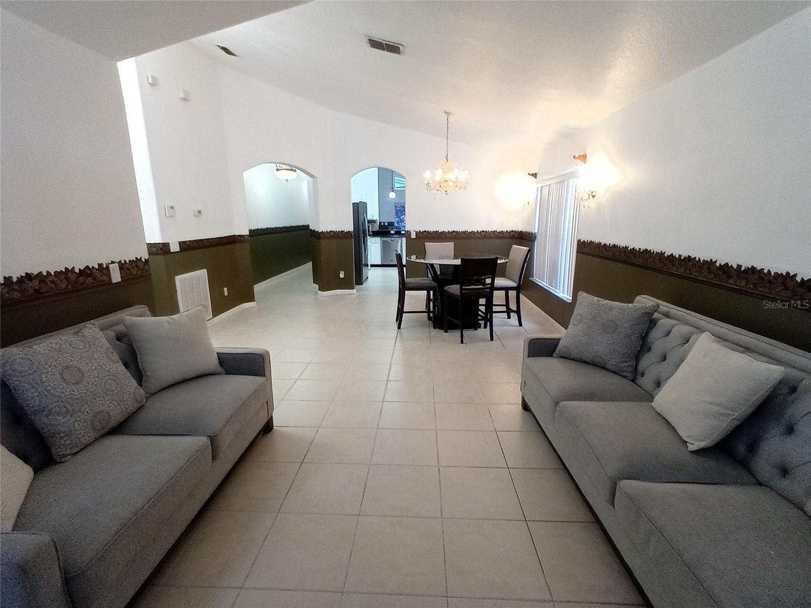 Image 16 of 17 For 10121 Doriath Circle