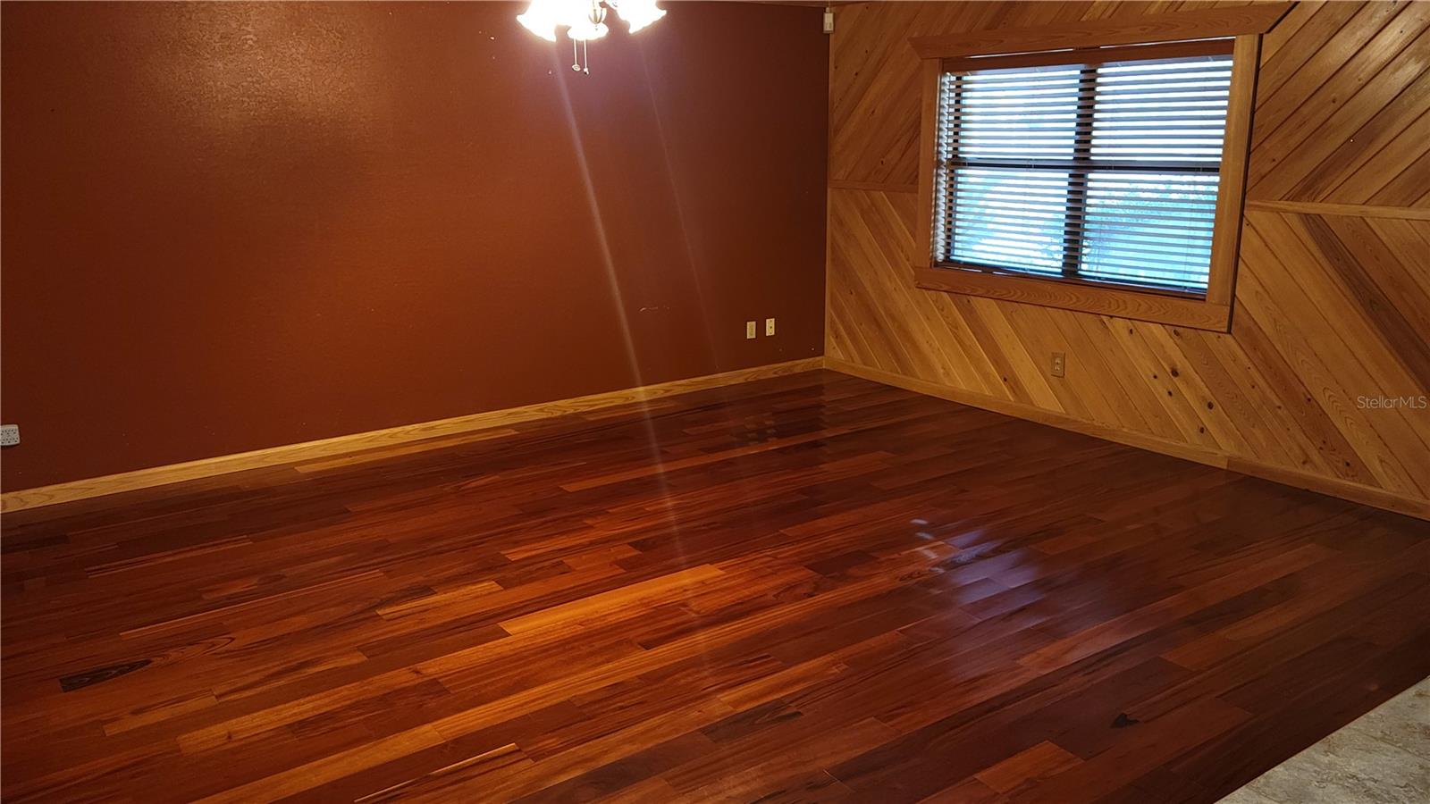 Image 11 of 19 For 1412 Cr 482n