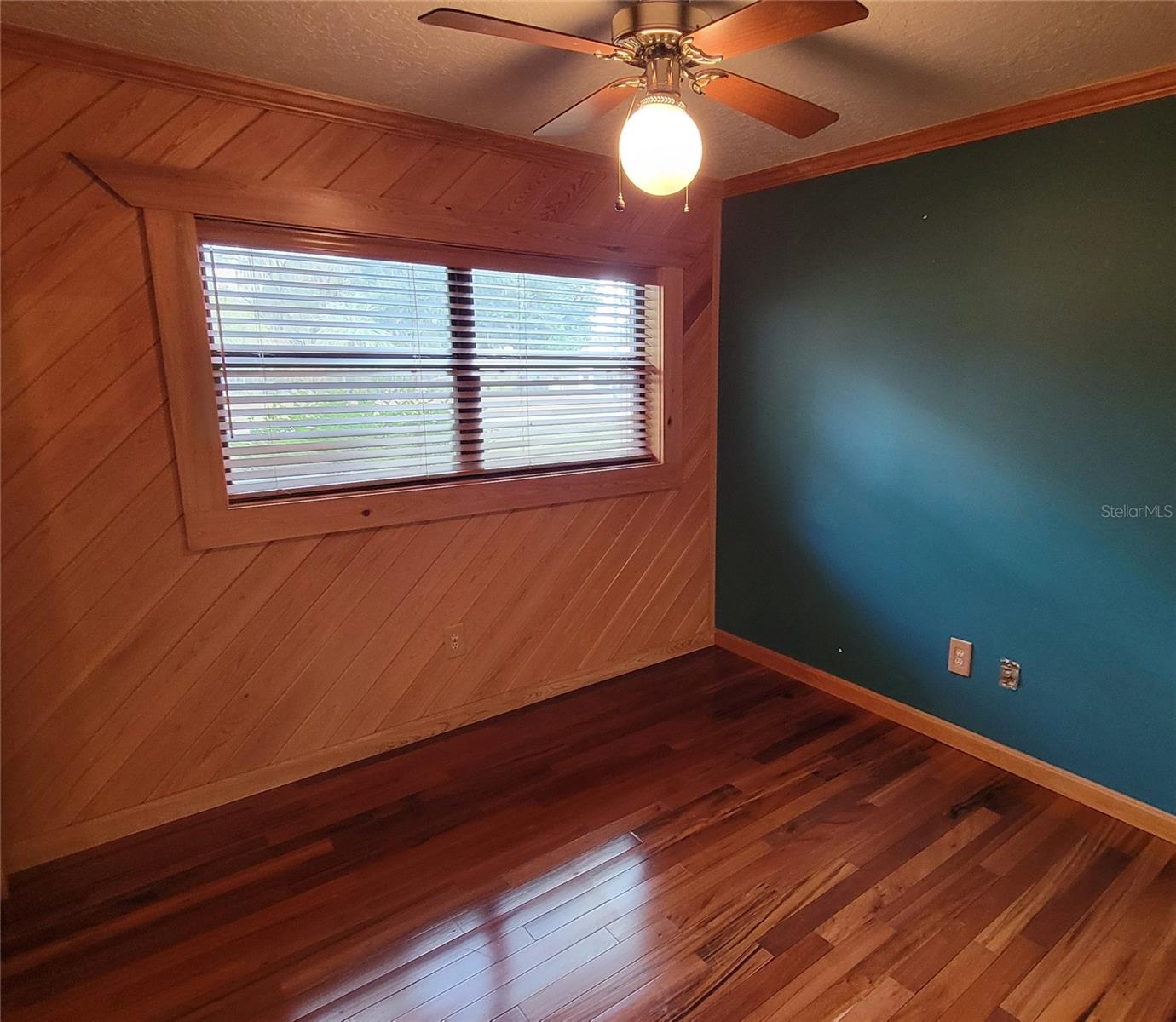 Image 8 of 19 For 1412 Cr 482n