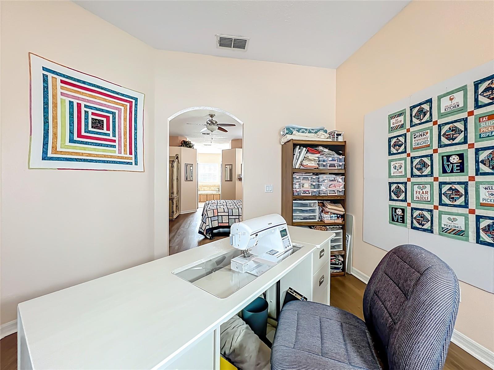 Image 23 of 54 For 10325 Mallard Landings Way