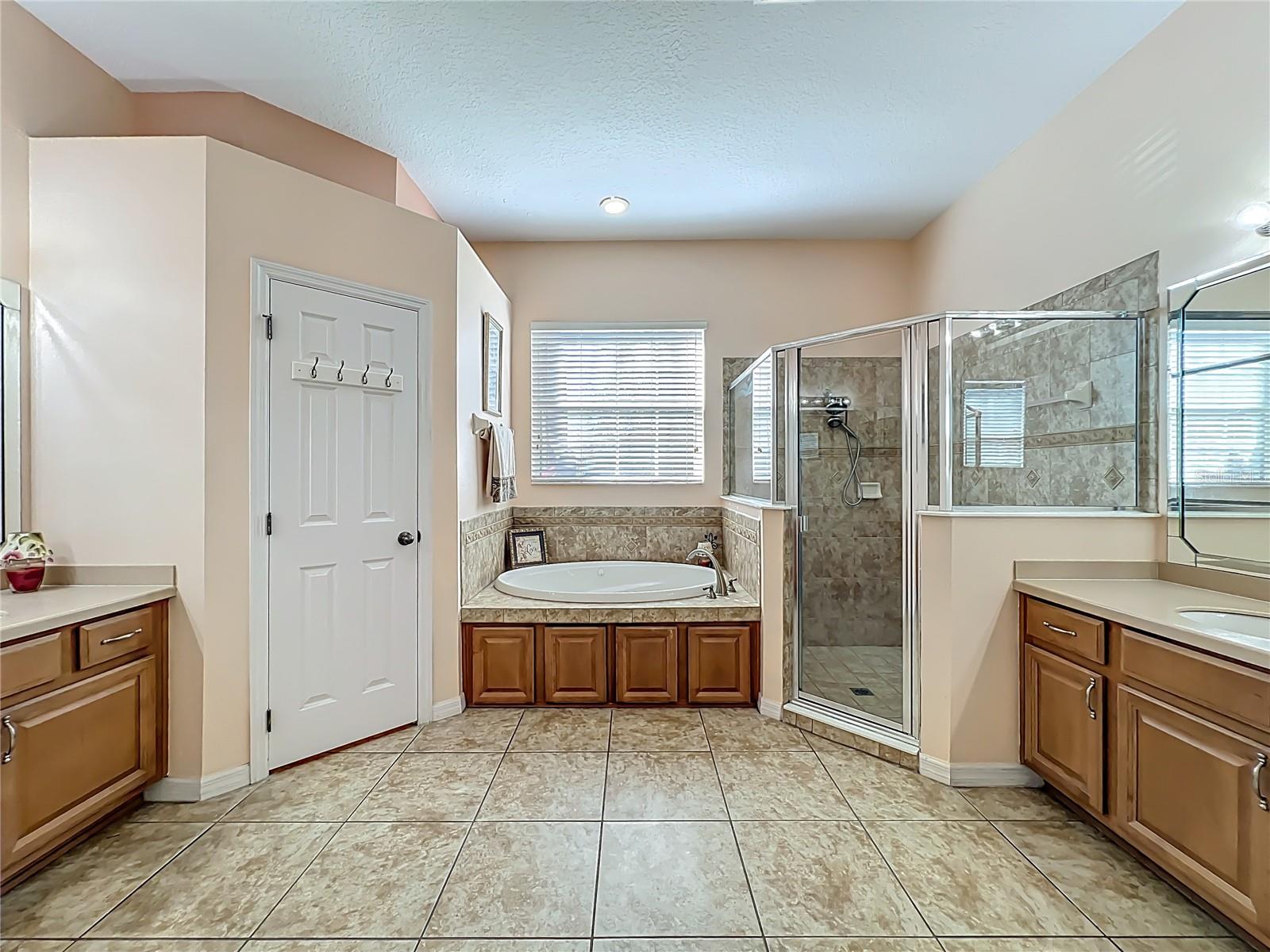 Image 28 of 54 For 10325 Mallard Landings Way